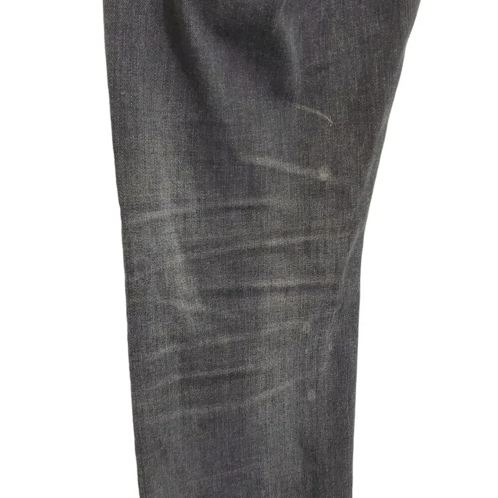 BlankNYC | Distressed Gray Skinny Jeans - Picture 5 of 12
